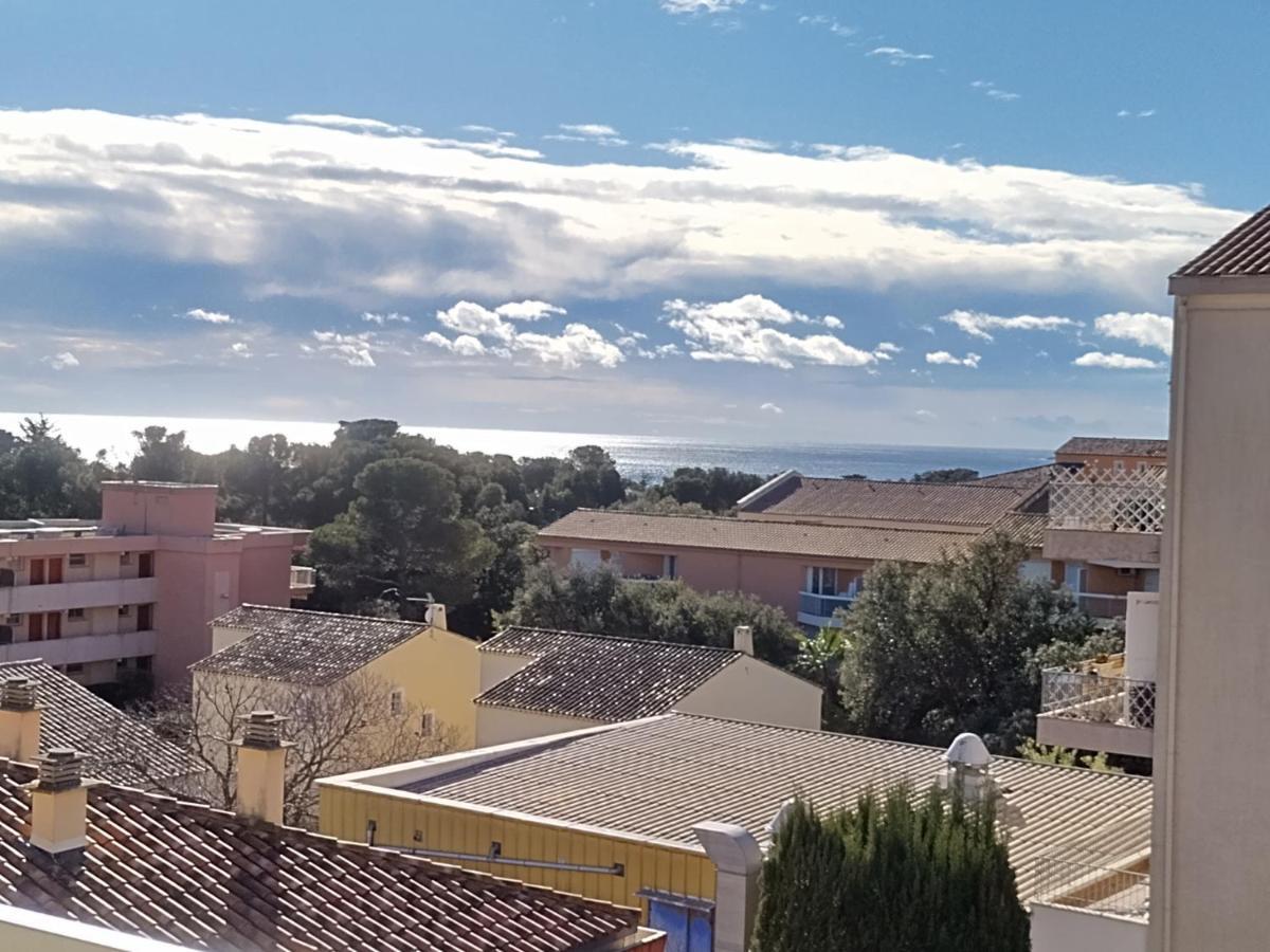 Studio Tout A Pied - Vue Sur Mer Saint Aygulf Eksteriør bilde